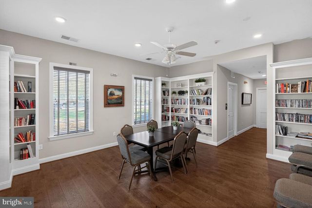 9739 KNOWLEDGE DR, Laurel, MD 20723