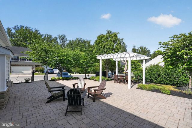 9739 KNOWLEDGE DR, Laurel, MD 20723