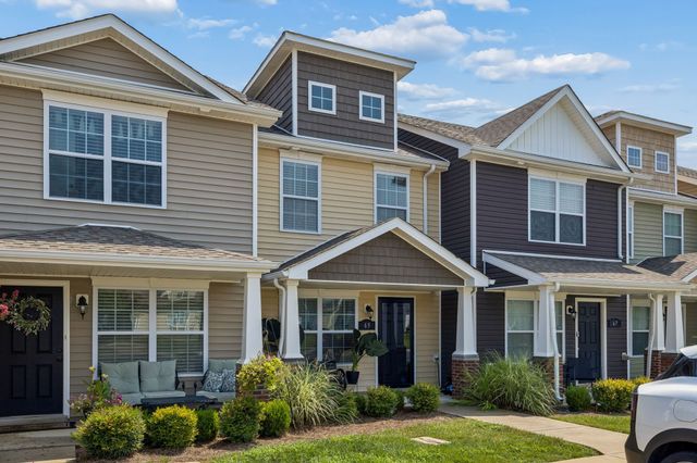 65 Ellington Ter, Clarksville, TN 37040