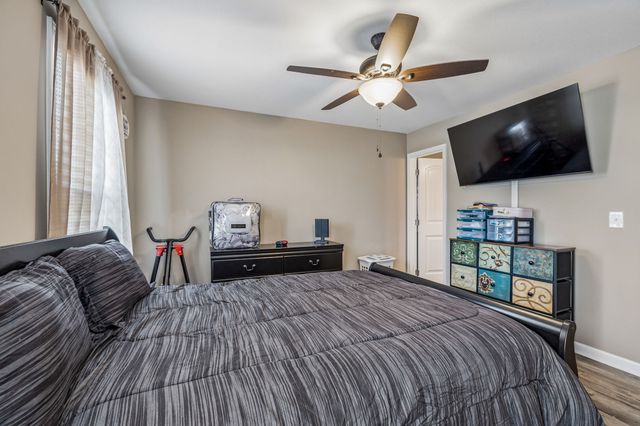65 Ellington Ter, Clarksville, TN 37040