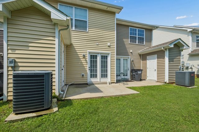 65 Ellington Ter, Clarksville, TN 37040