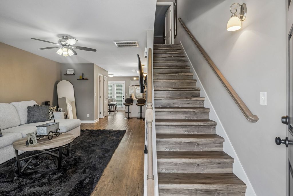 65 Ellington Ter, Clarksville, TN 37040