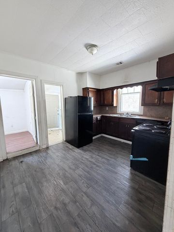 1012 W Huntington, Jonesboro, AR 72401
