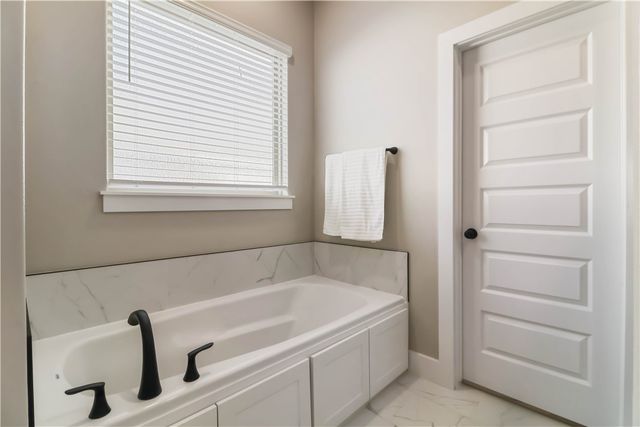 500 Apollo Drive, Centerton, AR 72719