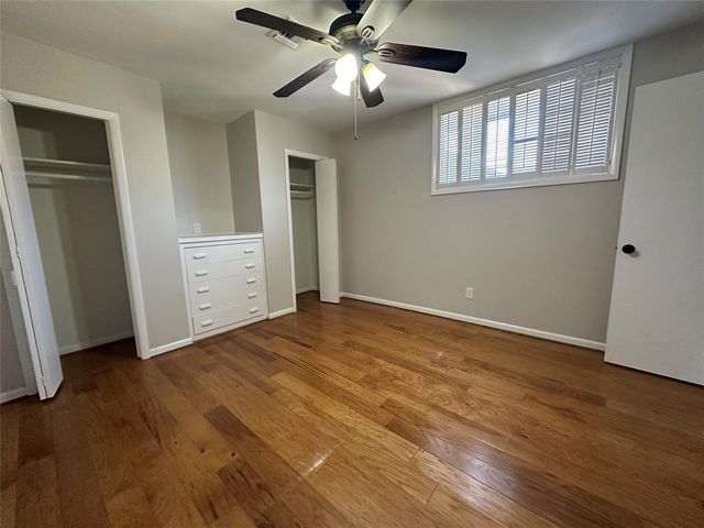 5123 Del Monte Drive 8, Houston, TX 77056