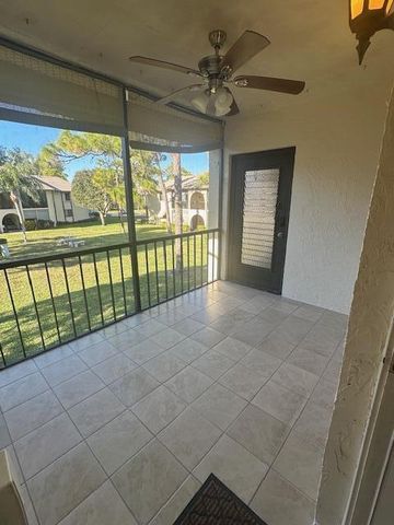3625 La Aires Court B2, Greenacres, FL 33463
