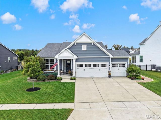 183 Redmond Pines Drive, Wentzville, MO 63385