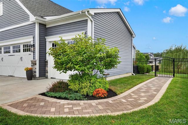 183 Redmond Pines Drive, Wentzville, MO 63385
