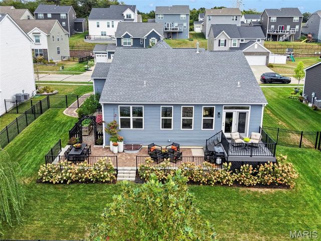 183 Redmond Pines Drive, Wentzville, MO 63385