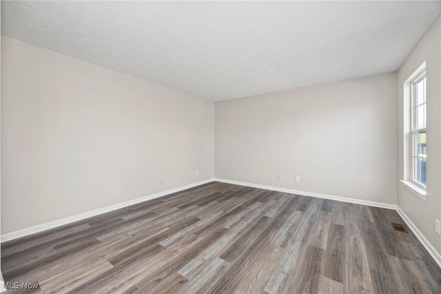 6227 Whitetail Run, Bedford, OH 44146