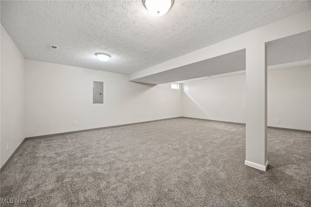 6227 Whitetail Run, Bedford, OH 44146