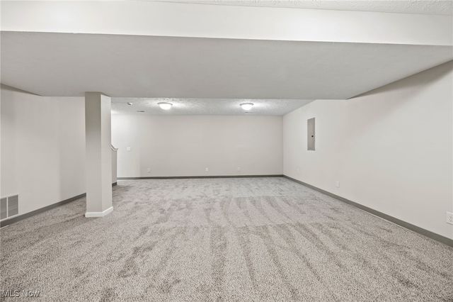 6227 Whitetail Run, Bedford, OH 44146