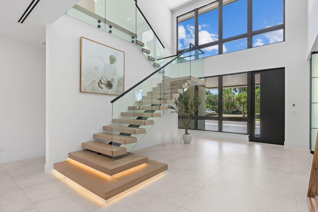 2506 NE 14TH Street, Fort Lauderdale, FL 33304