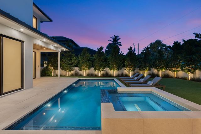 2506 NE 14TH Street, Fort Lauderdale, FL 33304