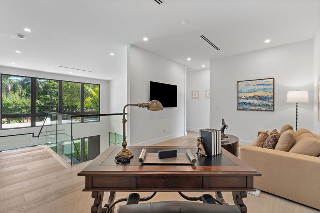 2506 NE 14TH Street, Fort Lauderdale, FL 33304