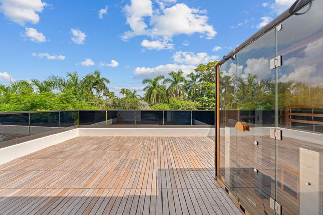 2506 NE 14TH Street, Fort Lauderdale, FL 33304