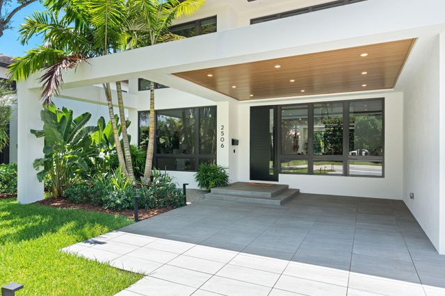 2506 NE 14TH Street, Fort Lauderdale, FL 33304