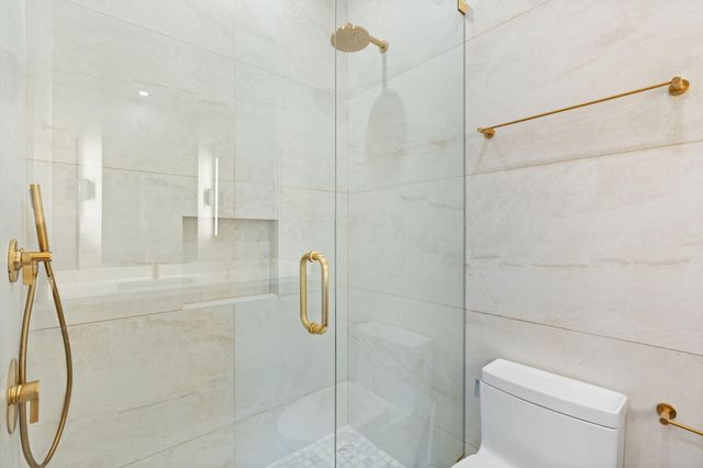 2506 NE 14TH Street, Fort Lauderdale, FL 33304