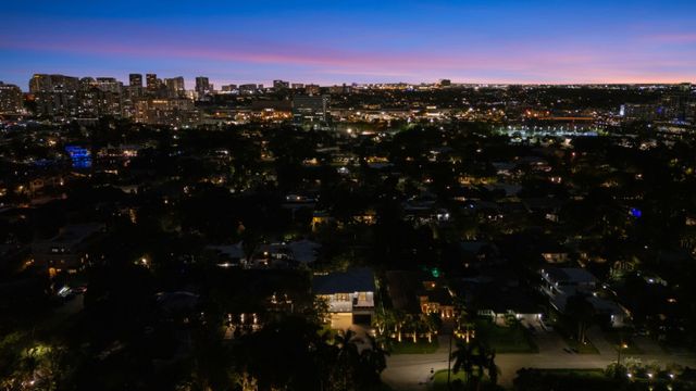 2506 NE 14TH Street, Fort Lauderdale, FL 33304