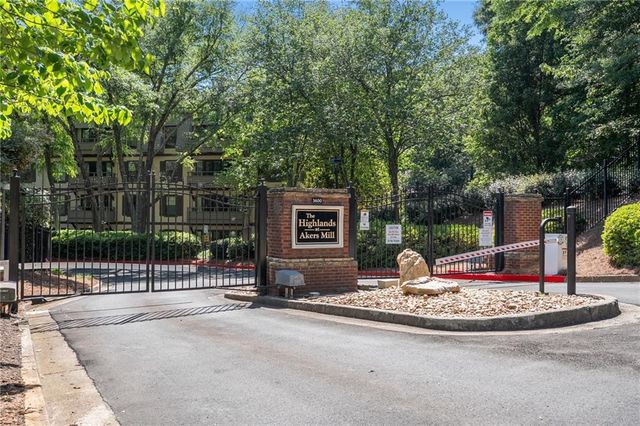 1304 Highland Bluff Drive SE, Atlanta, GA 30339