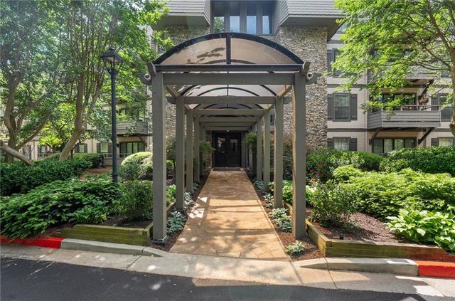 1304 Highland Bluff Drive SE, Atlanta, GA 30339