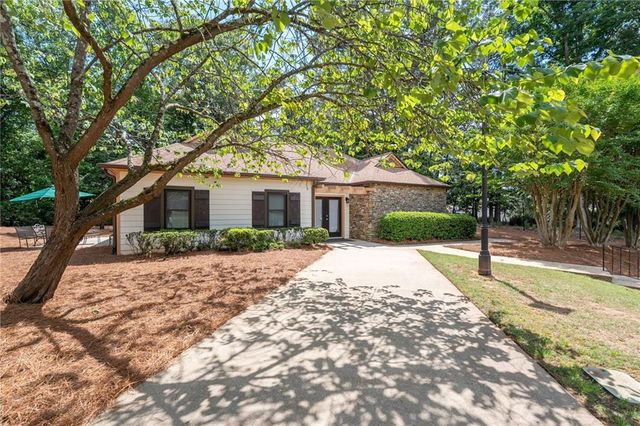 1304 Highland Bluff Drive SE, Atlanta, GA 30339