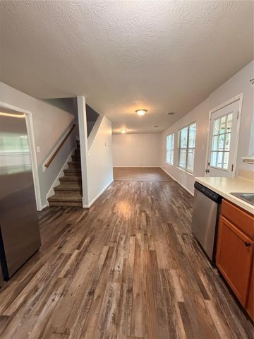 919 Ivycroft Lane, Spring, TX 77373