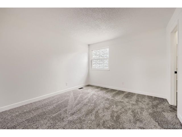 5760 W 71st Ave, Arvada, CO 80003