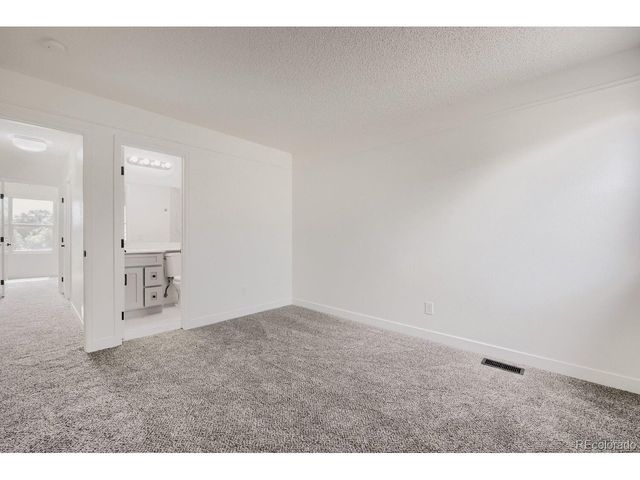 5760 W 71st Ave, Arvada, CO 80003