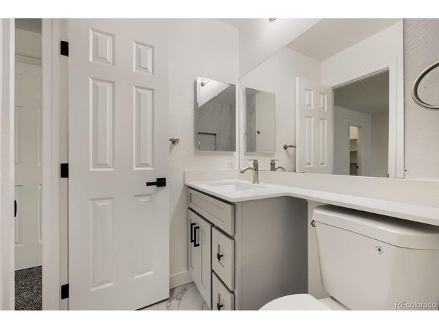 5760 W 71st Ave, Arvada, CO 80003