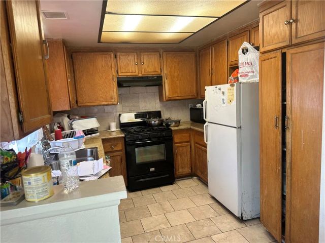 452 Cherry Vista Drive, Perris, CA 92571