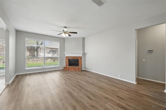 7845 Orland Park Circle, Fort Worth, TX 76137