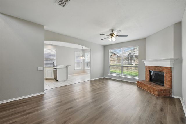 7845 Orland Park Circle, Fort Worth, TX 76137