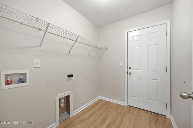4030 HUNTER Circle, Jacksonville, FL 32207