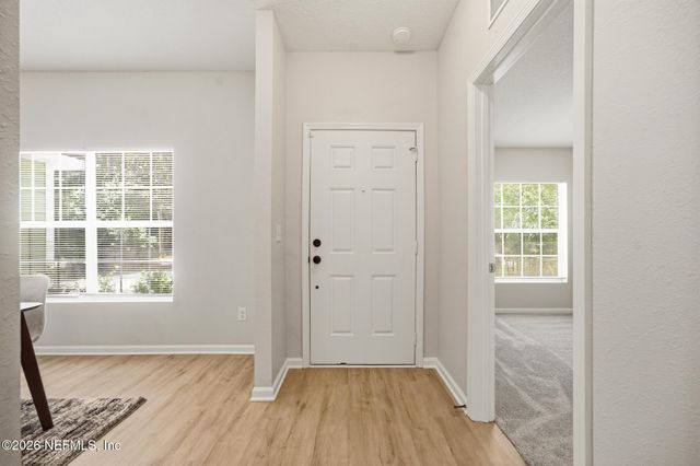 4030 HUNTER Circle, Jacksonville, FL 32207