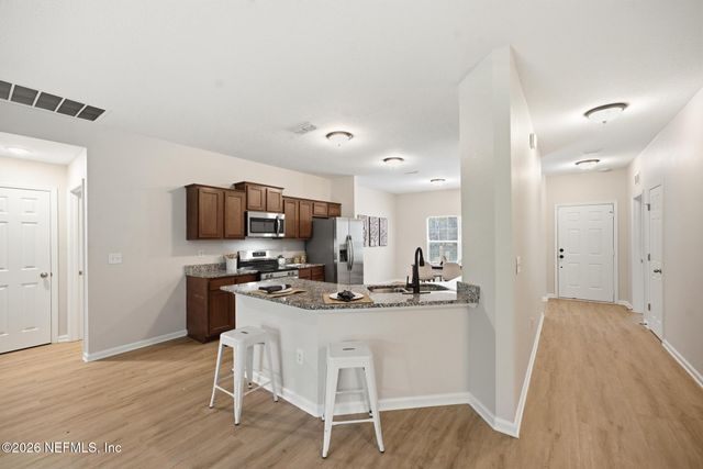 4030 HUNTER Circle, Jacksonville, FL 32207