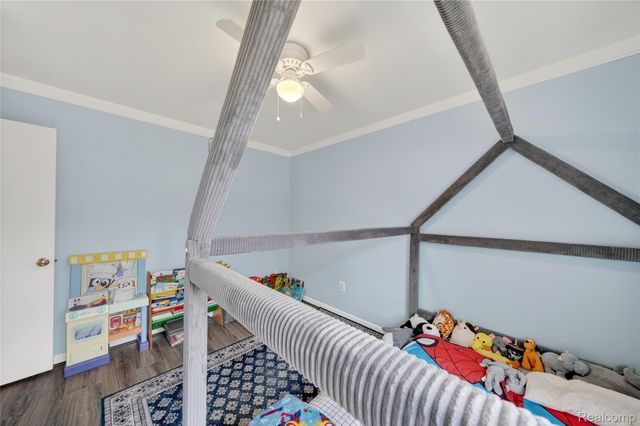 31674 Grove, Fraser, MI 48026