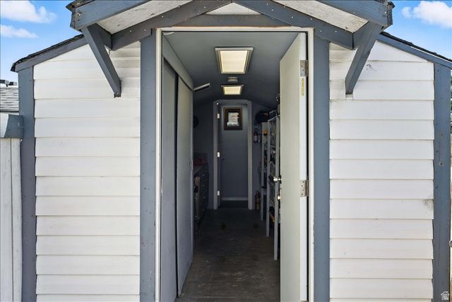 1827 W OMNI AVE, Salt Lake City, UT 84116