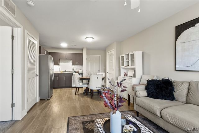 680 6th Ave N 5105, Tuscaloosa, AL 35404