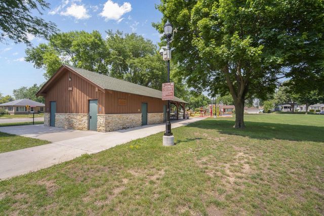 1101 S Grand AVENUE, Waukesha, WI 53186