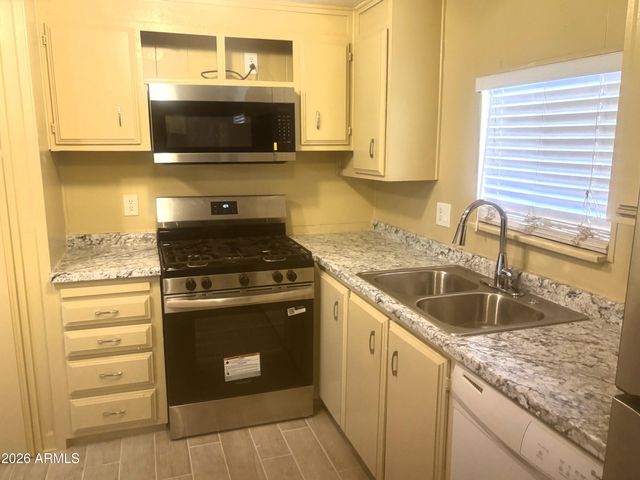 7008 W WANDA LYNN Lane, Peoria, AZ 85382