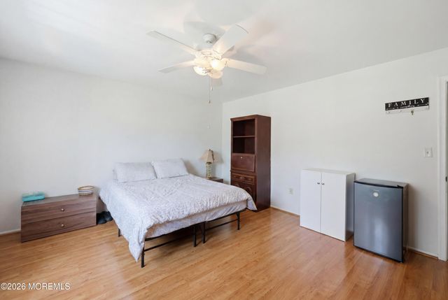 1025 Bay Avenue, Toms River, NJ 08753
