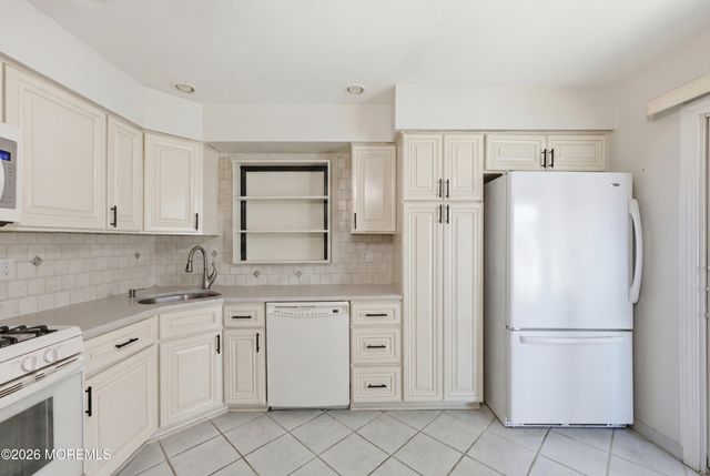 1025 Bay Avenue, Toms River, NJ 08753