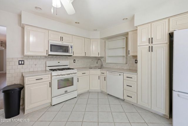 1025 Bay Avenue, Toms River, NJ 08753