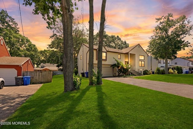 1025 Bay Avenue, Toms River, NJ 08753