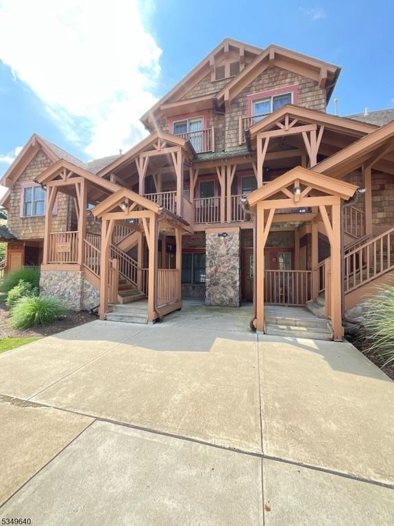 4 Maple Crescent Unit 22, Vernon Twp., NJ 07462