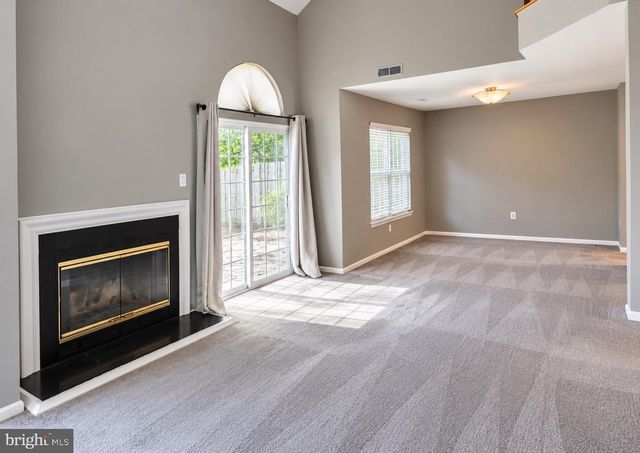 23 LAUREL CIR, Newtown, PA 18940