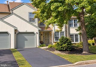 23 LAUREL CIR, Newtown, PA 18940