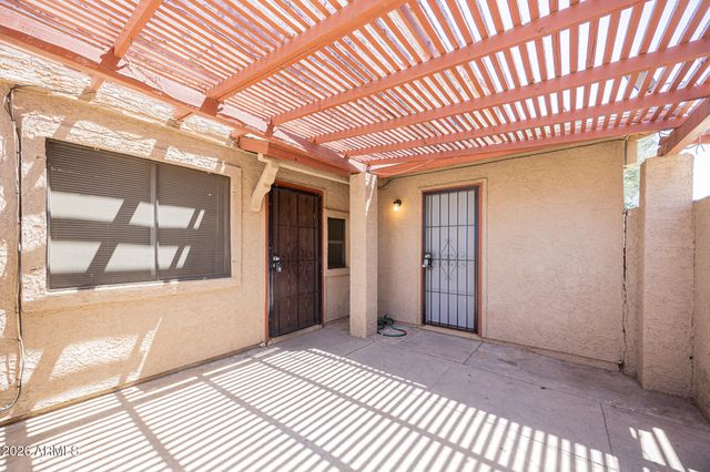 5040 N 40TH Avenue, Phoenix, AZ 85019