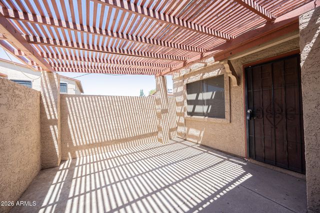 5040 N 40TH Avenue, Phoenix, AZ 85019
